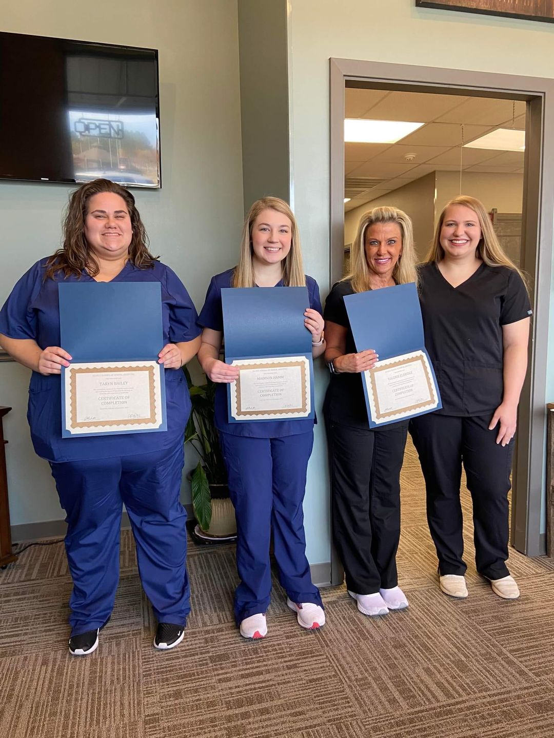 Dental assistants in Searcy